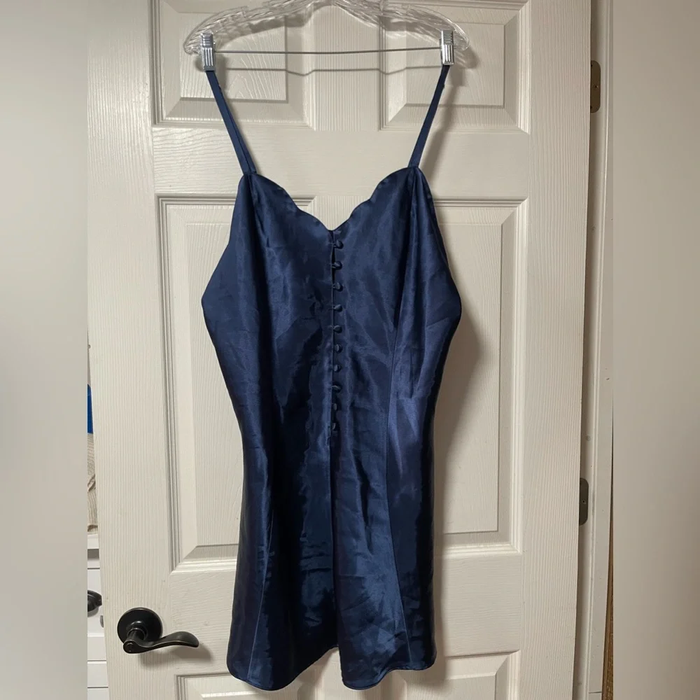 80’s VINTAGE LINGERIE & CO. Women’s Navy Button Up Slip Size XXL